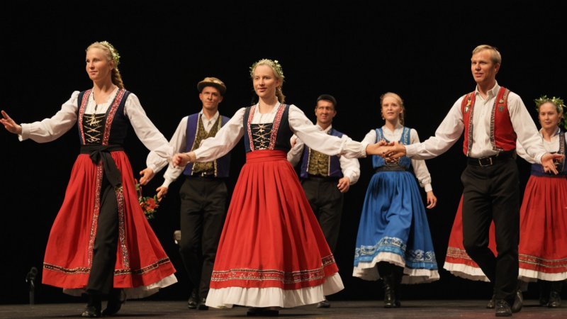 norsk folkedans, kulturarv, fellesskap, tradisjoner, historie